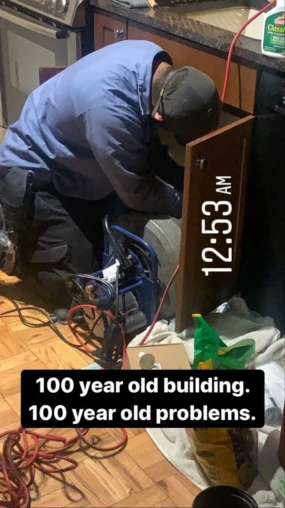 Professional plumbing repair experts serving Denver, CO - Roto-Rooter Plumbing & Water Cleanup