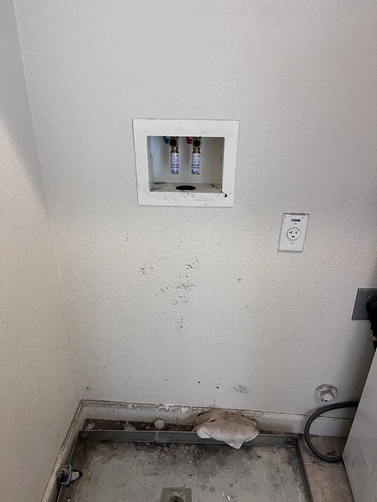 Slide of Roto-Rooter Plumbing & Water Cleanup