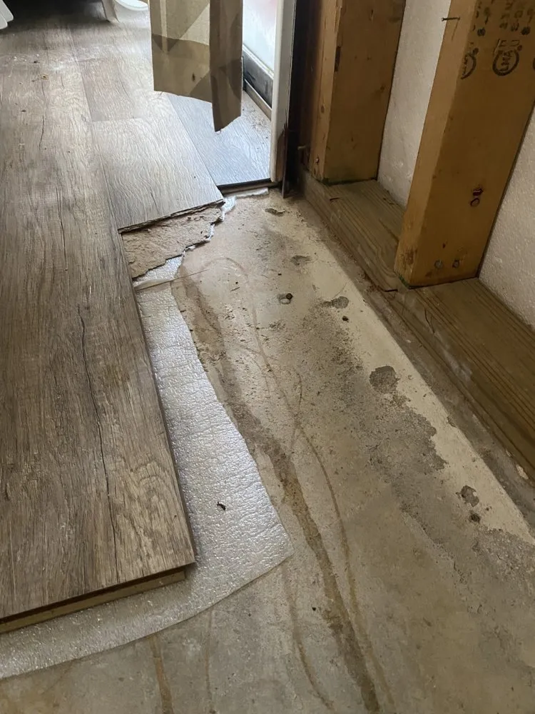 Slide of Roto-Rooter Plumbing & Water Cleanup