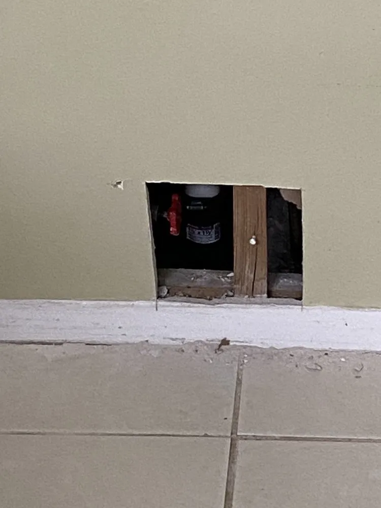 Slide of Roto-Rooter Plumbing & Water Cleanup