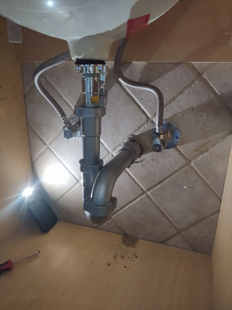 Slide of Roto-Rooter Plumbing & Water Cleanup