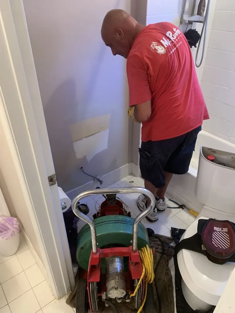 Expert pipe repair experts serving Pompano Beach, FL - Roto-Rooter Plumbing & Water Cleanup