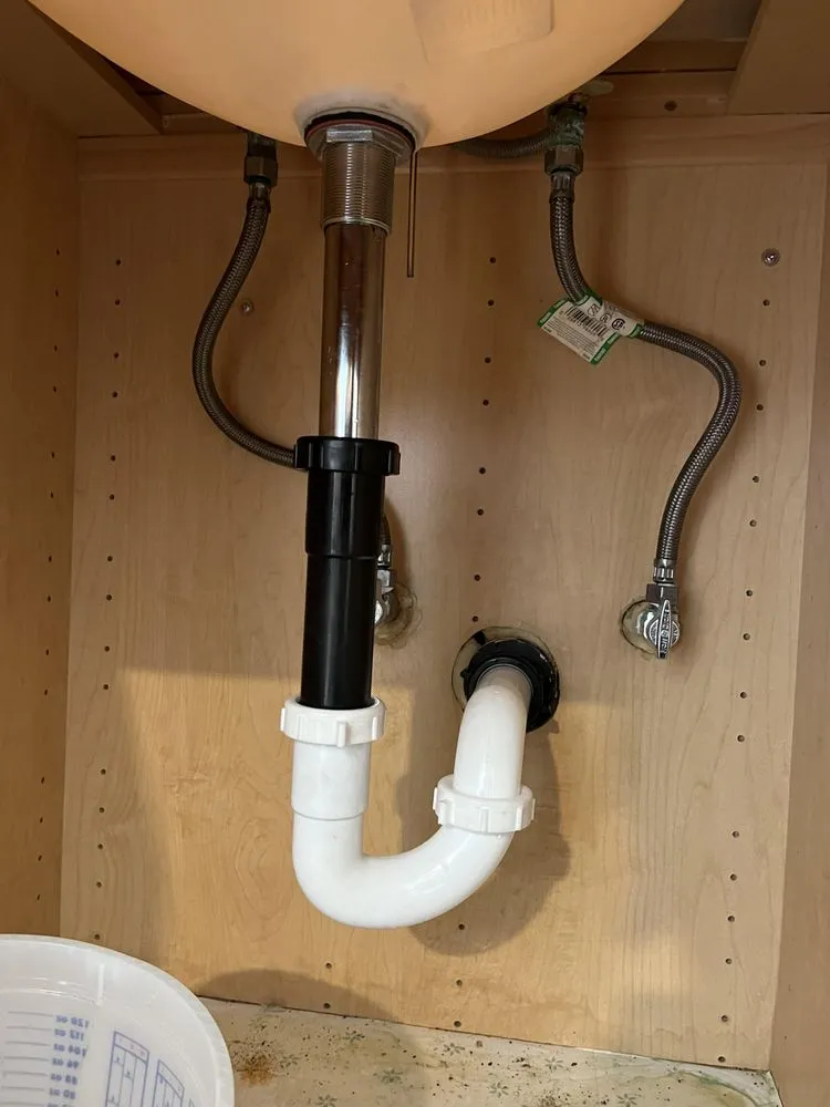 Slide of Roto-Rooter Plumbing & Water Cleanup