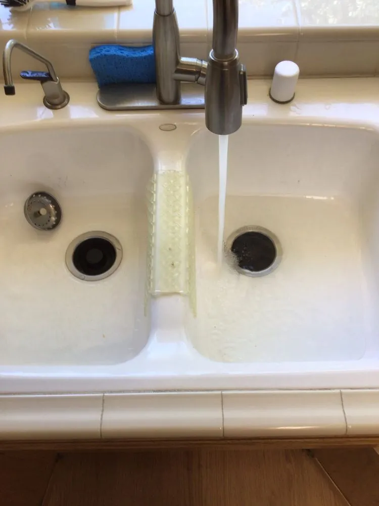 Slide of Roto-Rooter Plumbing & Water Cleanup