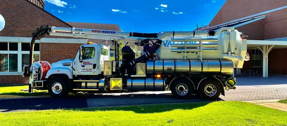 Slide of Roto-Rooter Plumbing and Water Cleanup