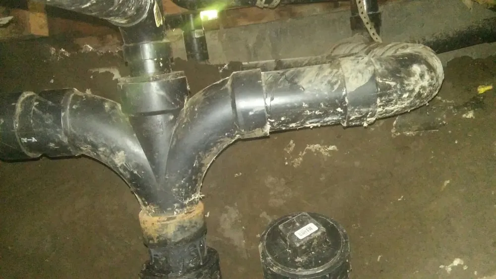 Slide of Rotoplas Plumbing