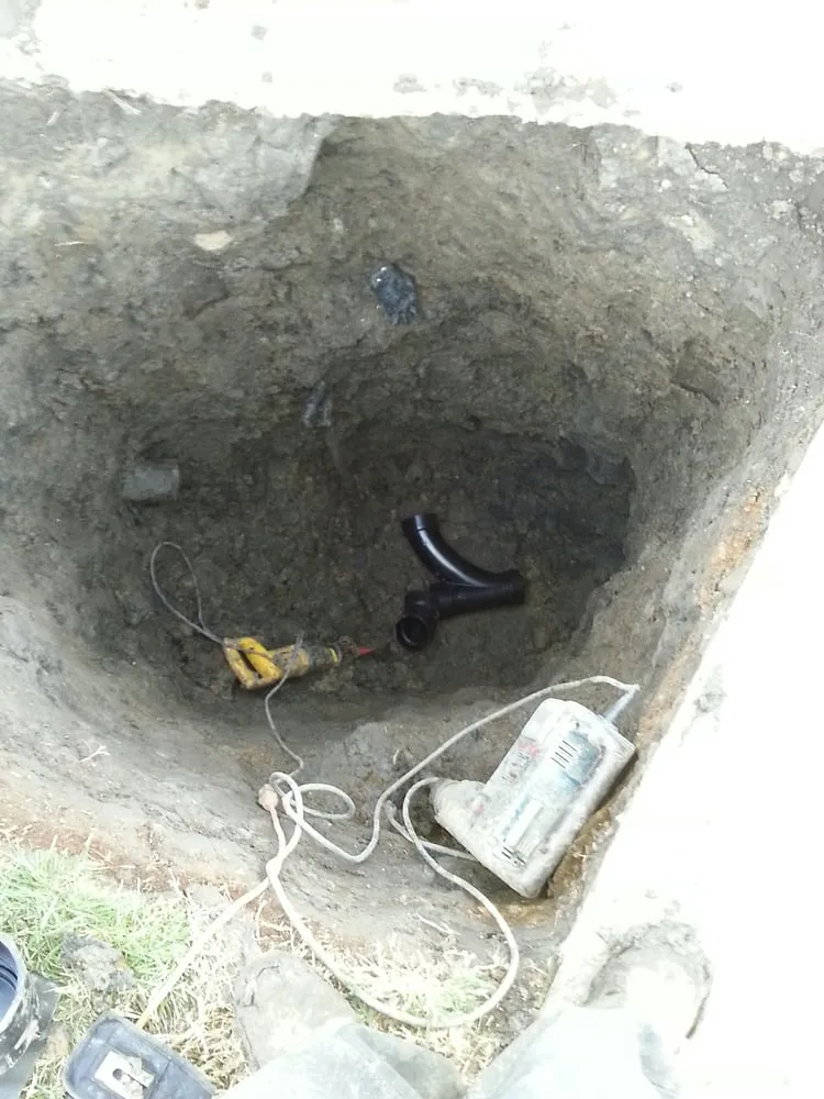 Slide of Rotoplas Plumbing