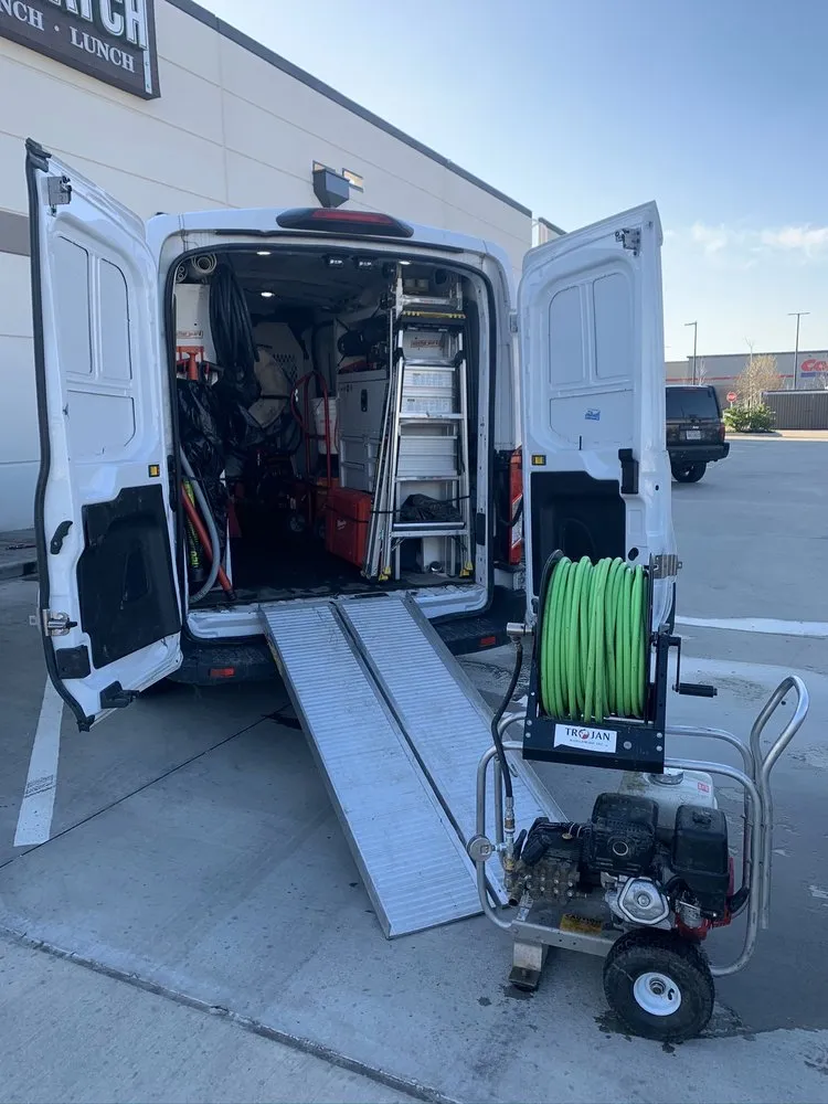 Reliable water heater service service in Houston, TX - Royal Flush Affordable Plumbing