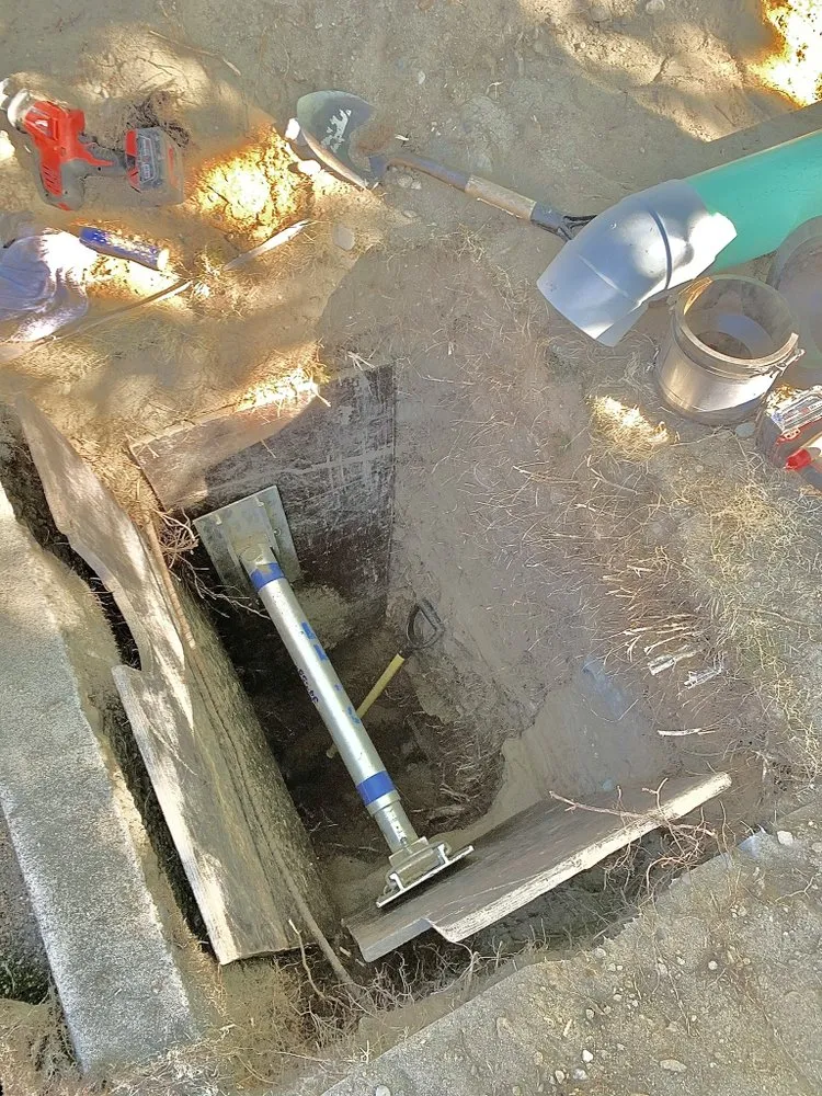 Slide of Royal Flush Plumbing and Sewer