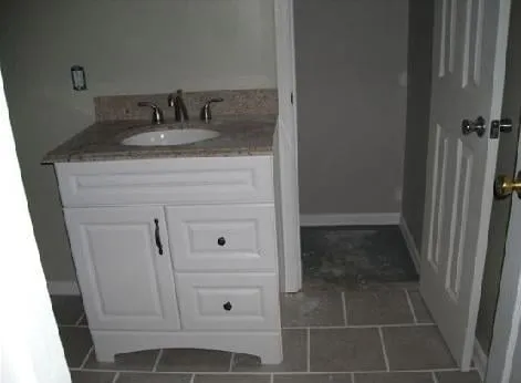 Slide of Royal Plumbing And Tile