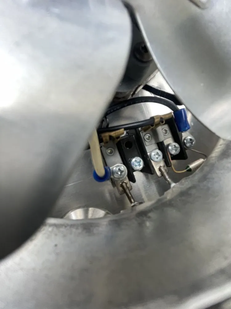 Slide of Rozcoe Handyman