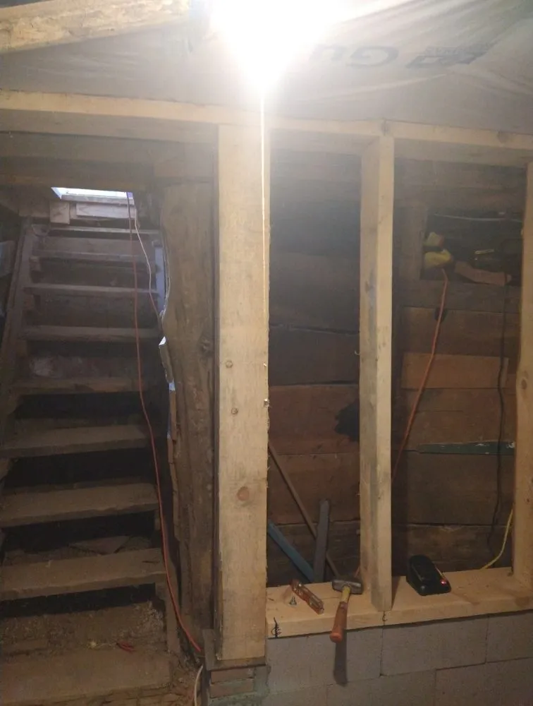 Slide of R&R Gutierrez Handyman Services