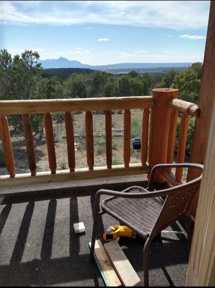 Slide of R&R Gutierrez Handyman Services