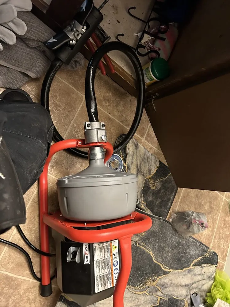 Slide of R&R Handy Services