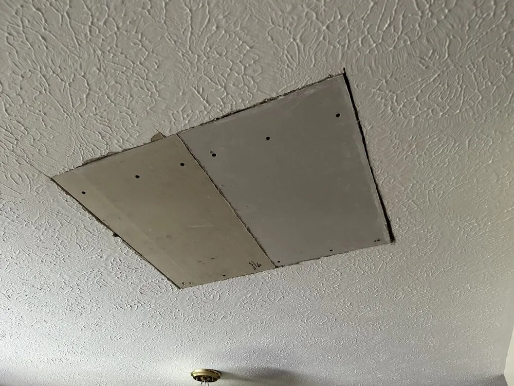 Slide of R&R Handy Services