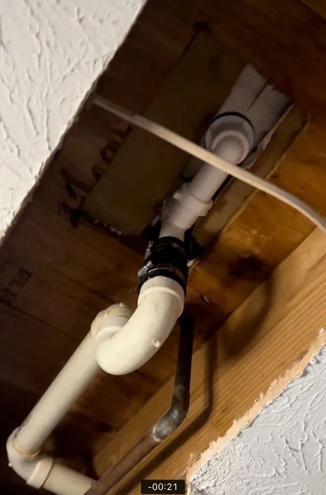 Slide of R&R Plumbing