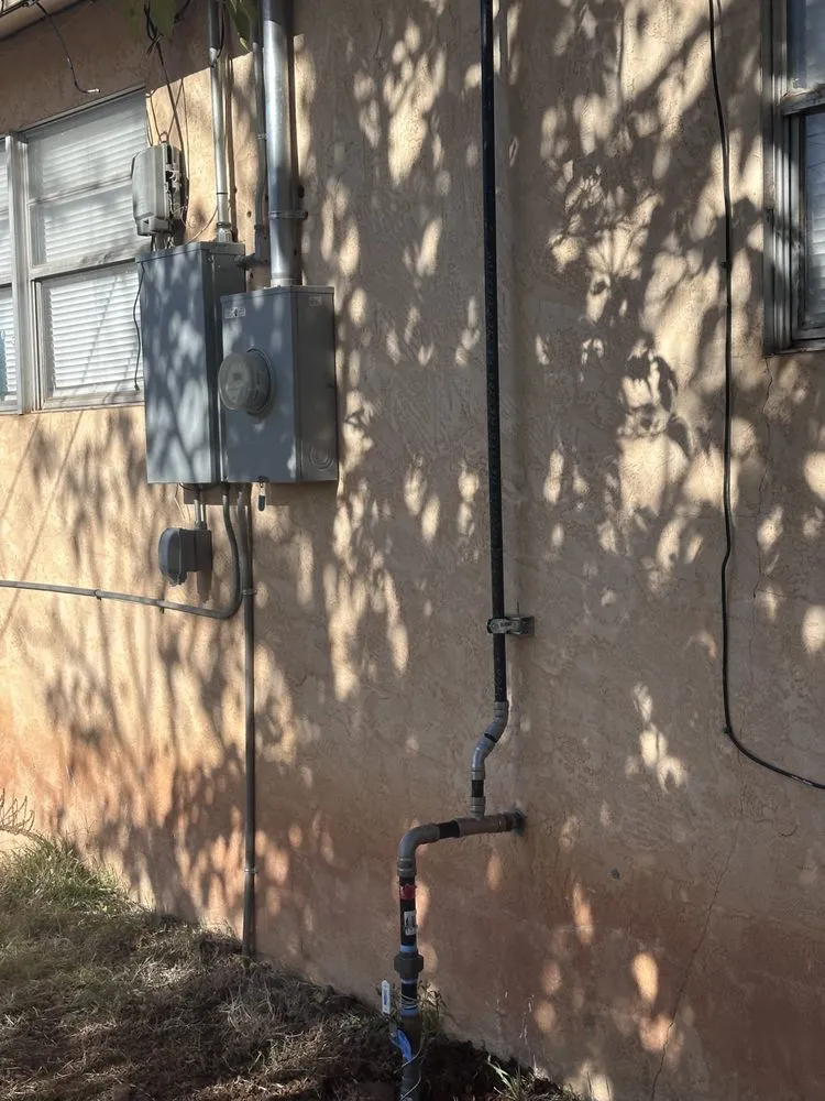 Slide of R&R Plumbing