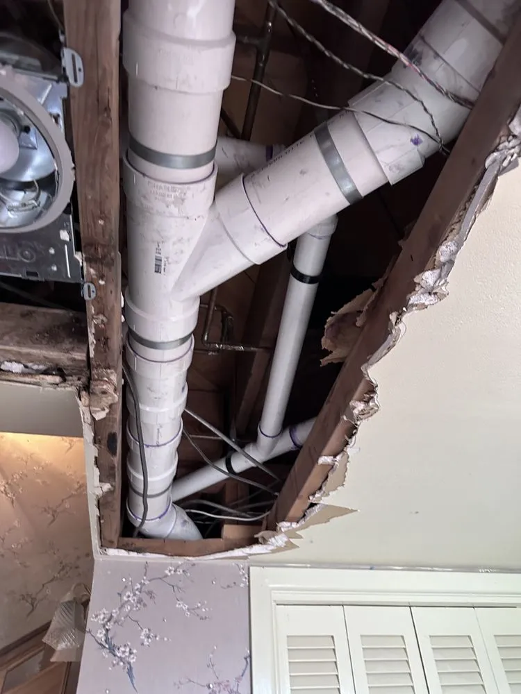 Slide of R&R Plumbing