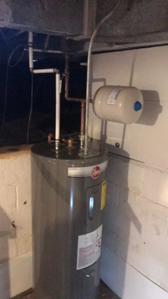 Slide of R&R Plumbing