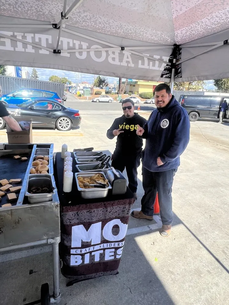 Slide of R&R Plumbing Services