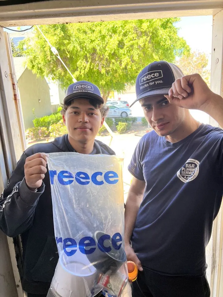 Slide of R&R Plumbing Services