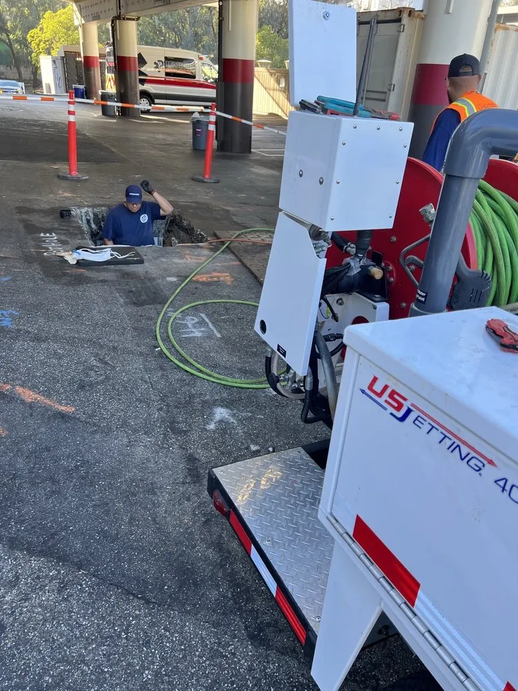 Slide of R&R Plumbing Services