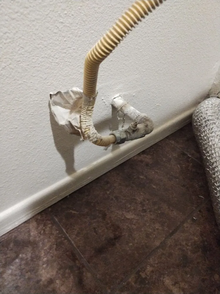 Slide of R&R Plumbing