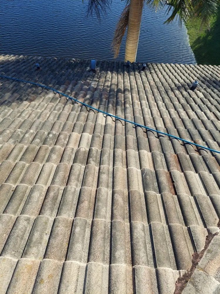 Professional emergency plumbing experts serving Miami Gardens, FL - RT Plumbing & Pressure Washer