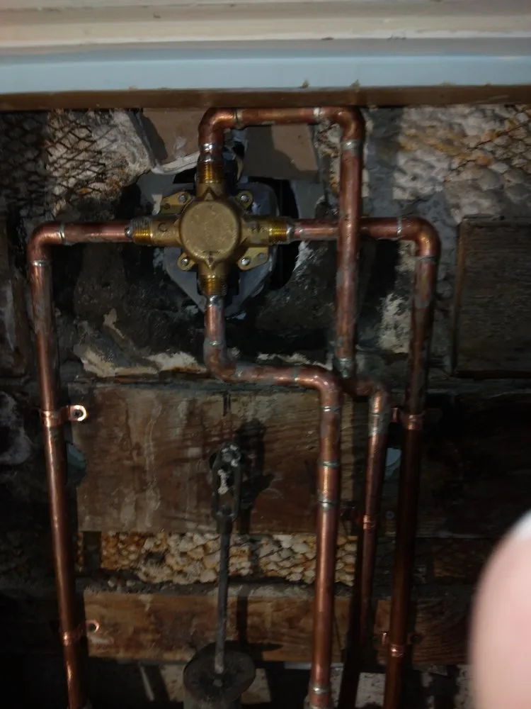 Slide of R&T Plumbing