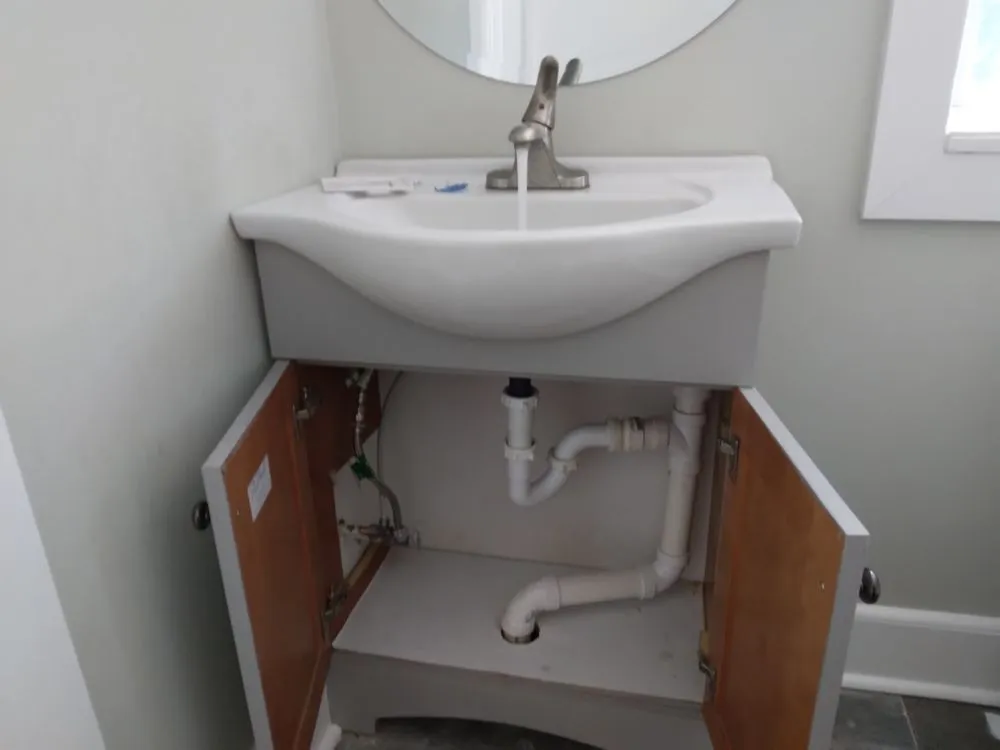 Slide of R&T Plumbing