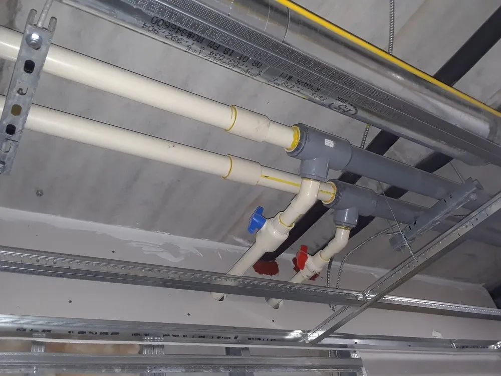 Slide of R&T Plumbing