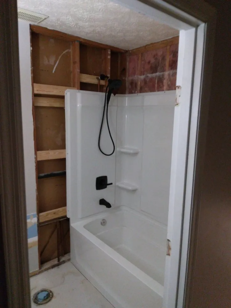 Slide of R&T Plumbing