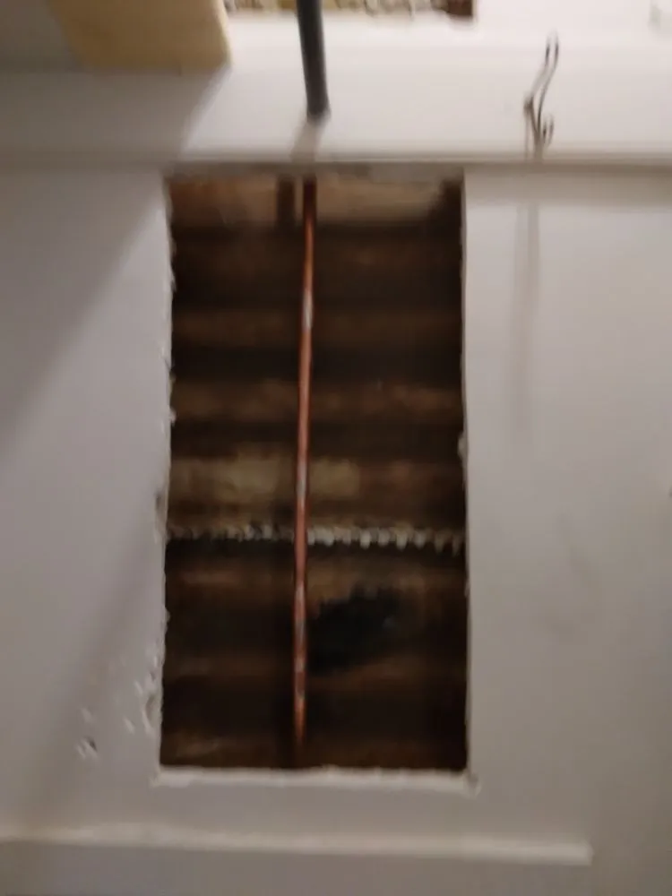 Slide of R&T Plumbing