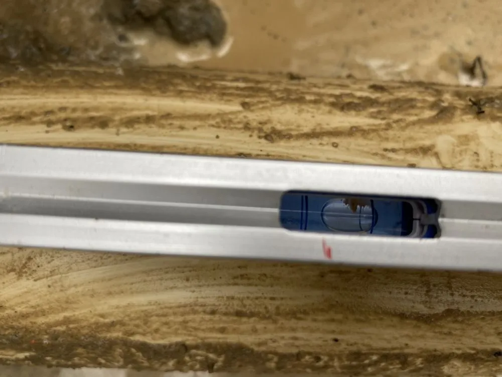 Slide of RT Ray's Professional Maintenance