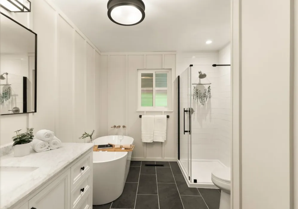 Slide of Ruben Olivo Builder