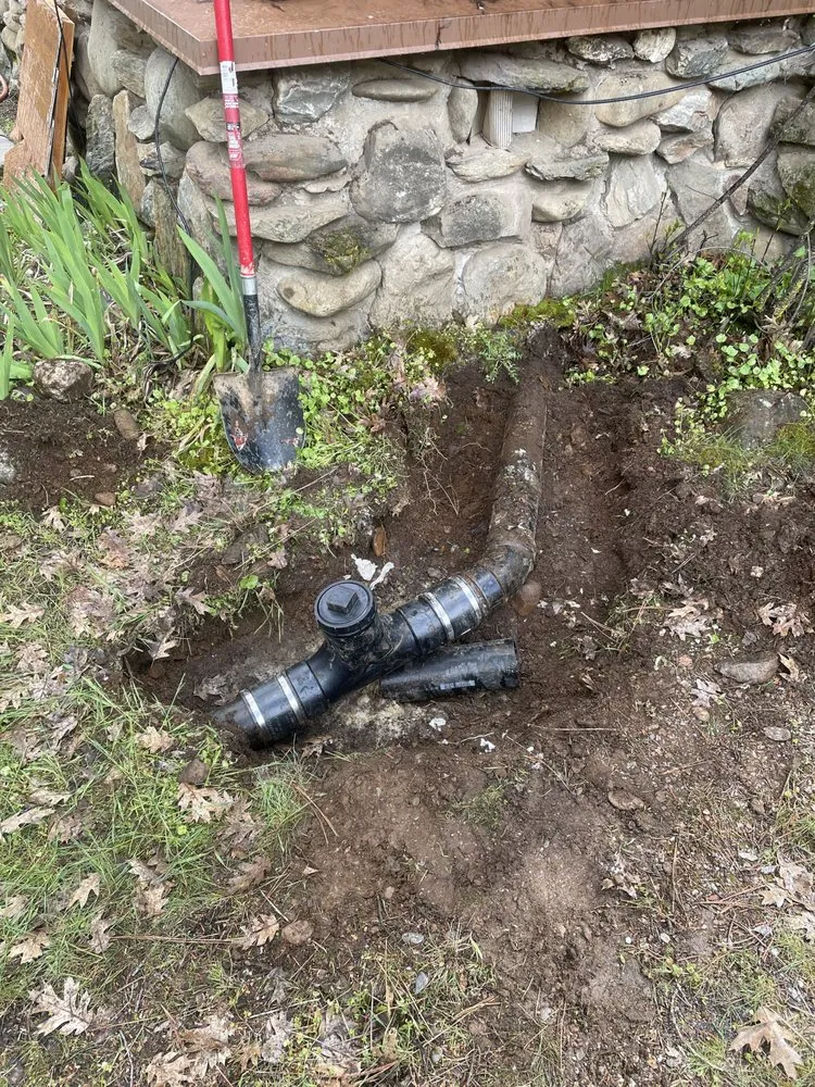 Slide of Ruckers Plumbing & Filtration