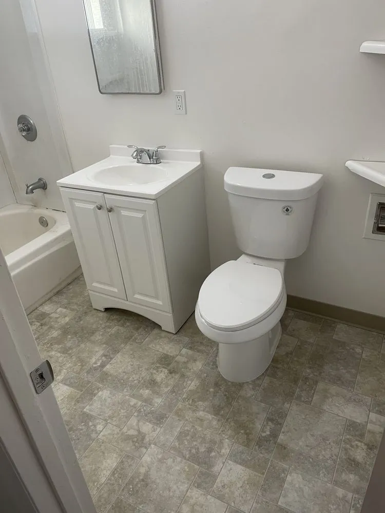 Slide of Ruckers Plumbing & Filtration