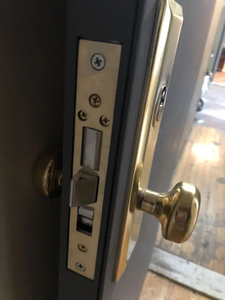 Slide of Ruiz Handyman