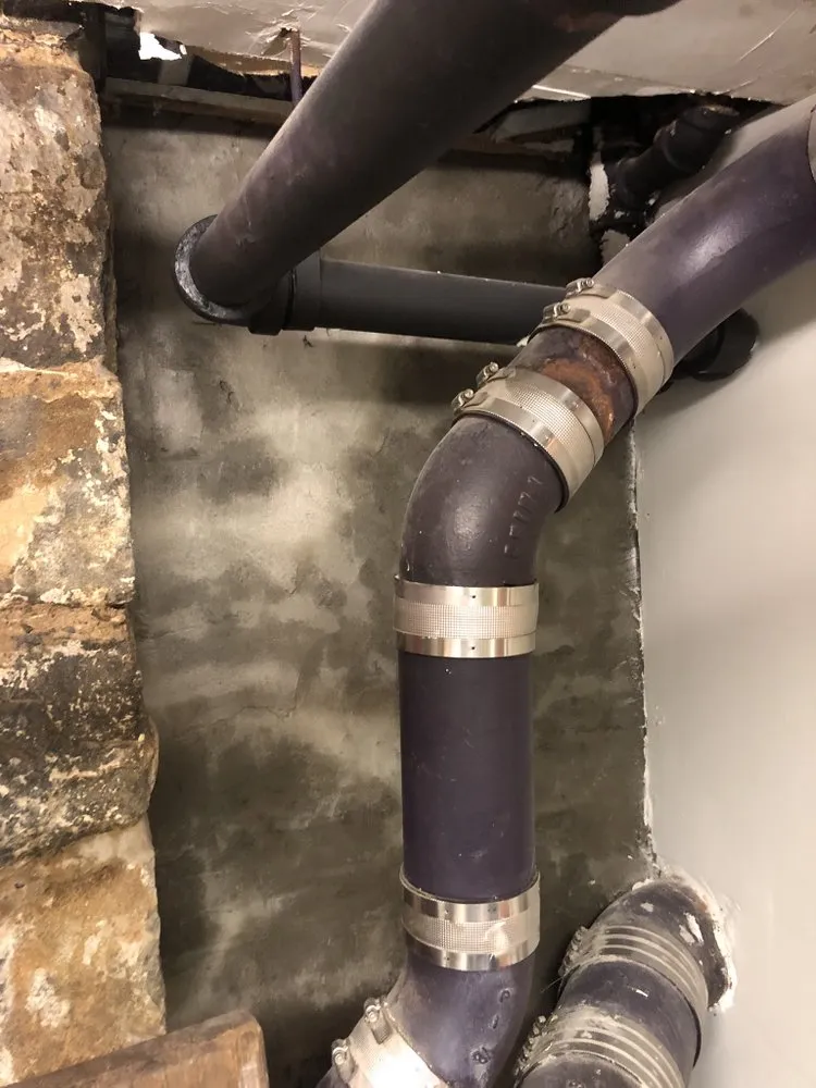 Slide of Ruiz Handyman