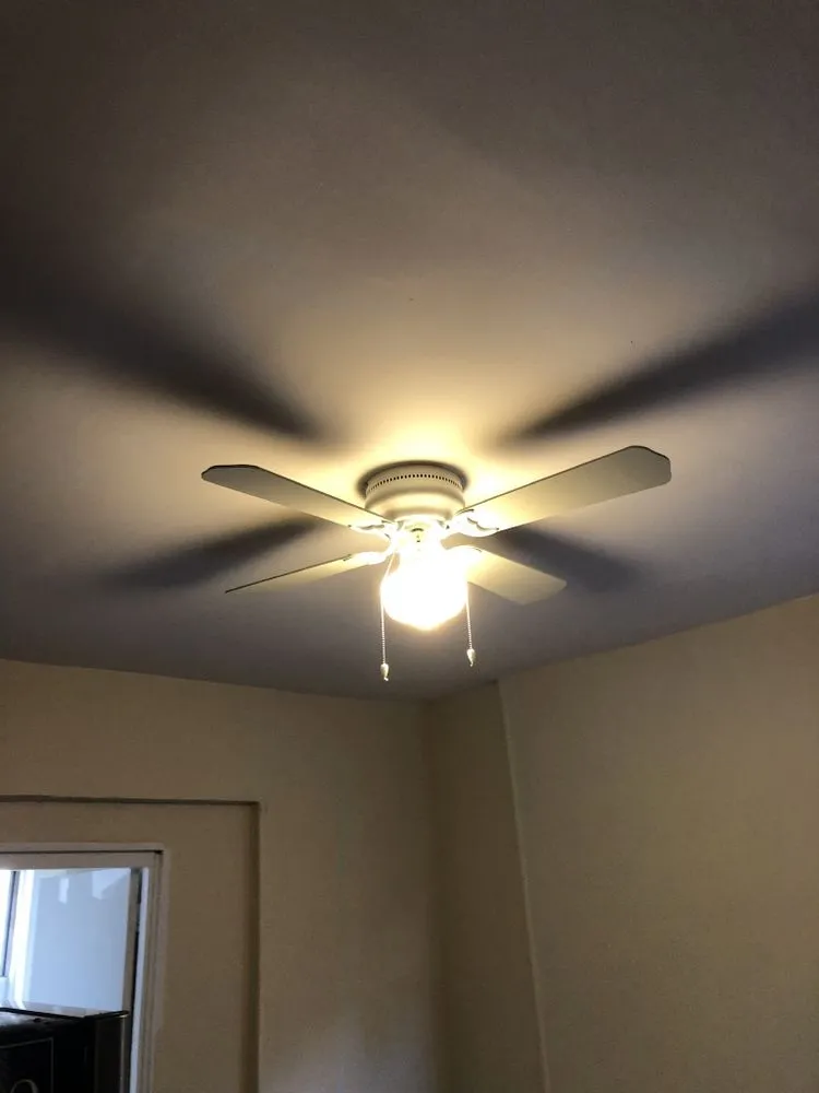 Slide of Ruiz Handyman