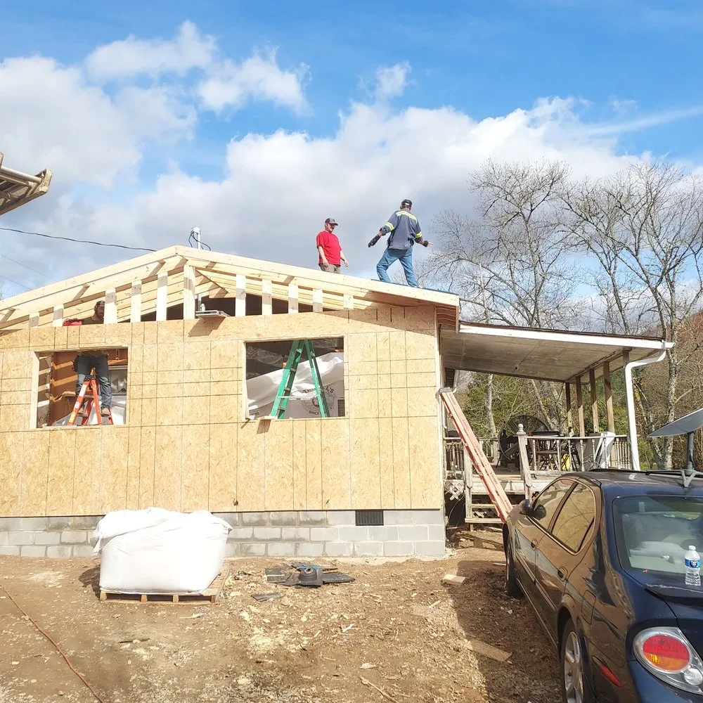 Professional emergency plumbing experts serving Heiskell, TN - Rwb Construction Services