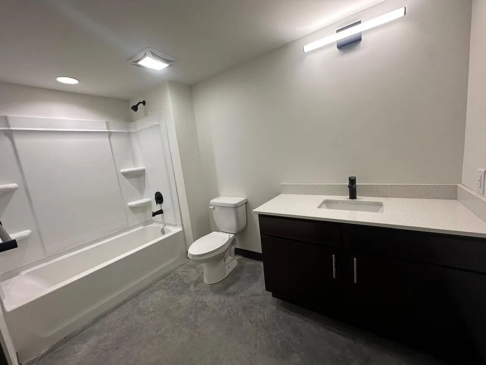 Slide of R&Y Plumbing Services