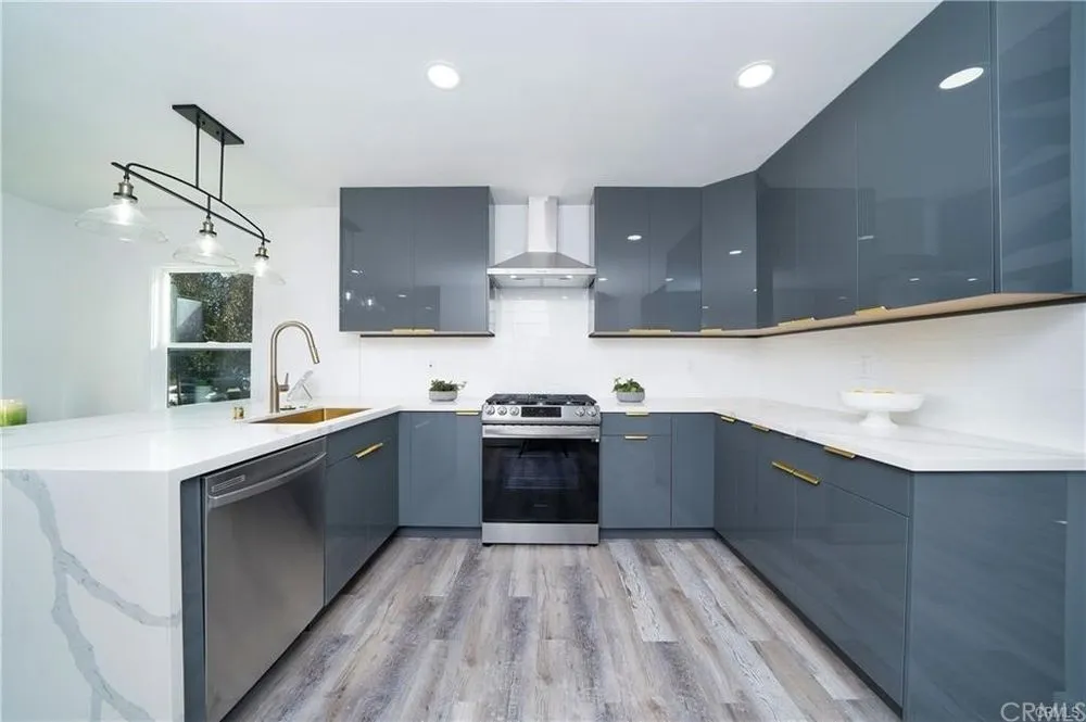 Slide of Ryder Construction