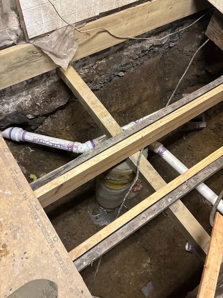 Emergency emergency plumbing in Creekside, PA by Ryl and Services