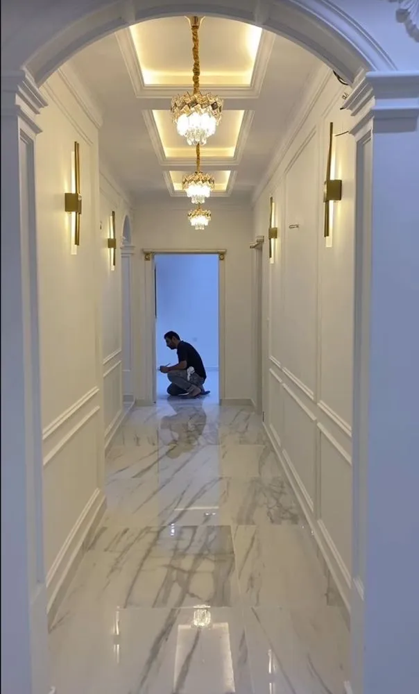 Slide of S Class Construction