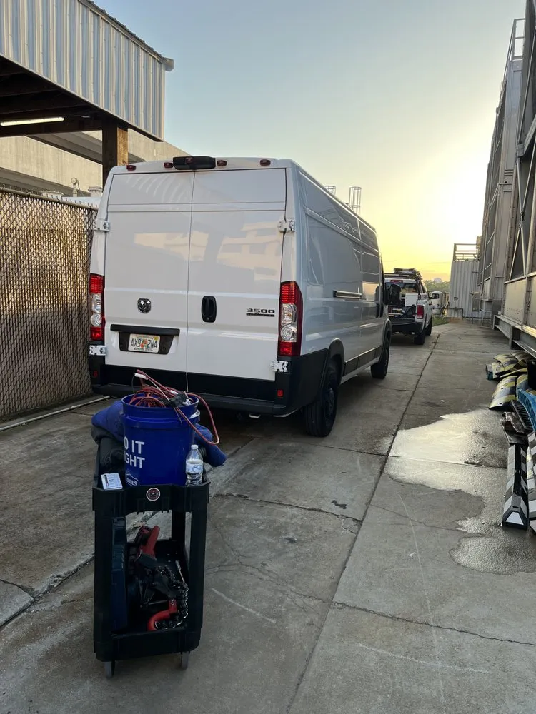 Slide of S E Tradesmen Plumbing & Gas