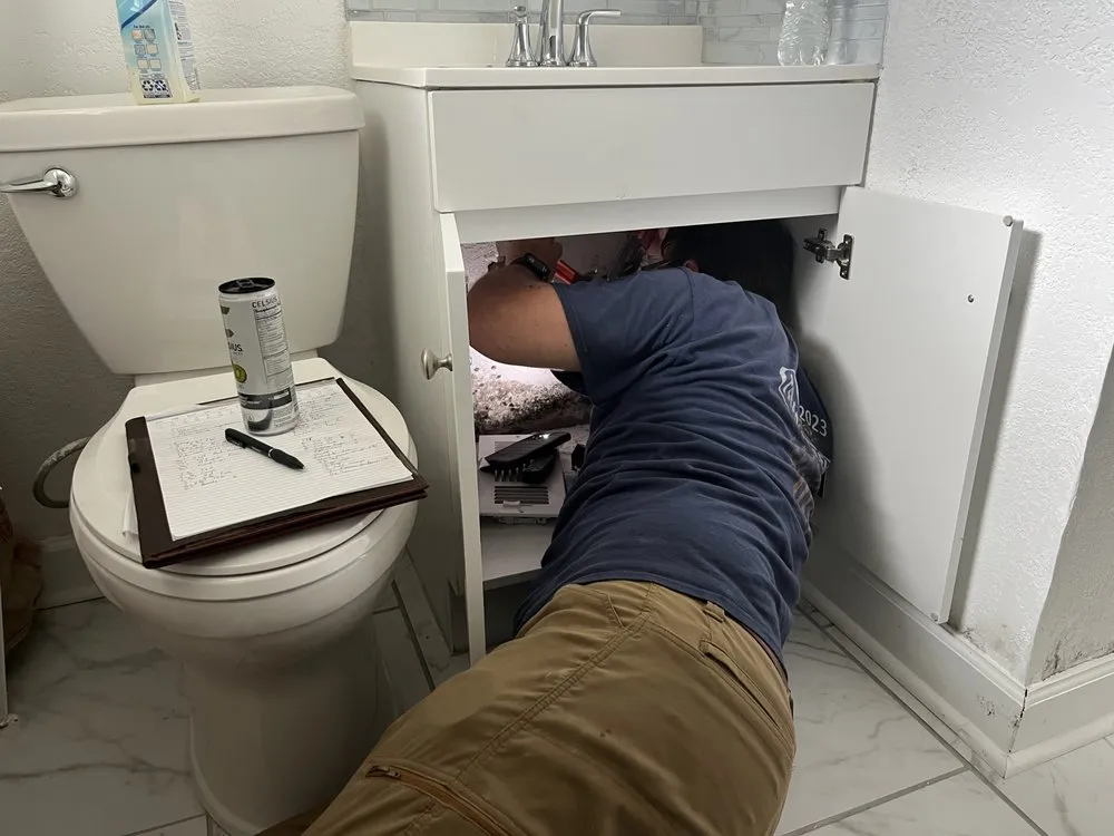 Slide of S E Tradesmen Plumbing & Gas