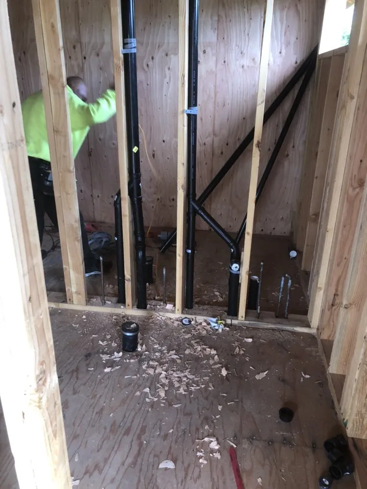 Emergency pipe repair in Pittsburg, CA by S Q Construction