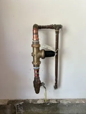 S Sapon Plumbing Logo