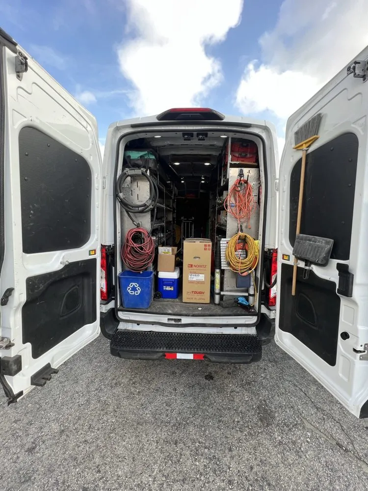 Slide of Safari Plumbing & Rooter